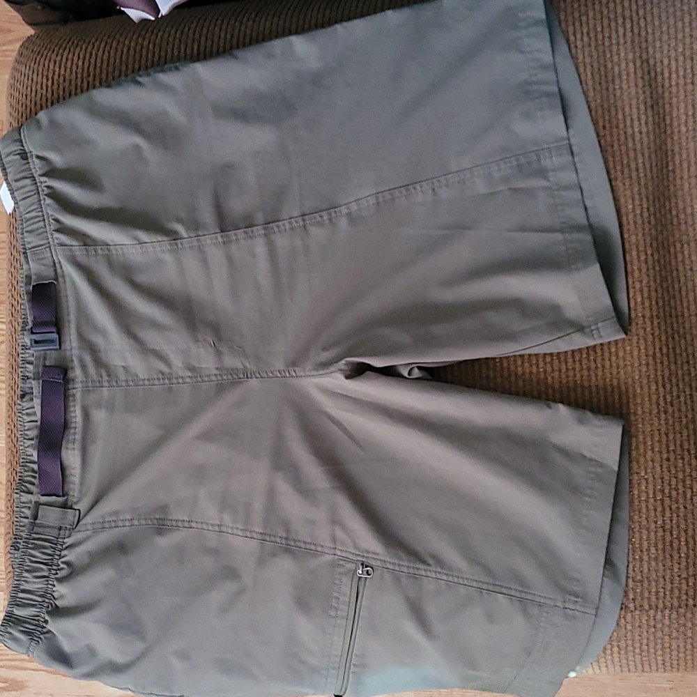 Columbia Shorts